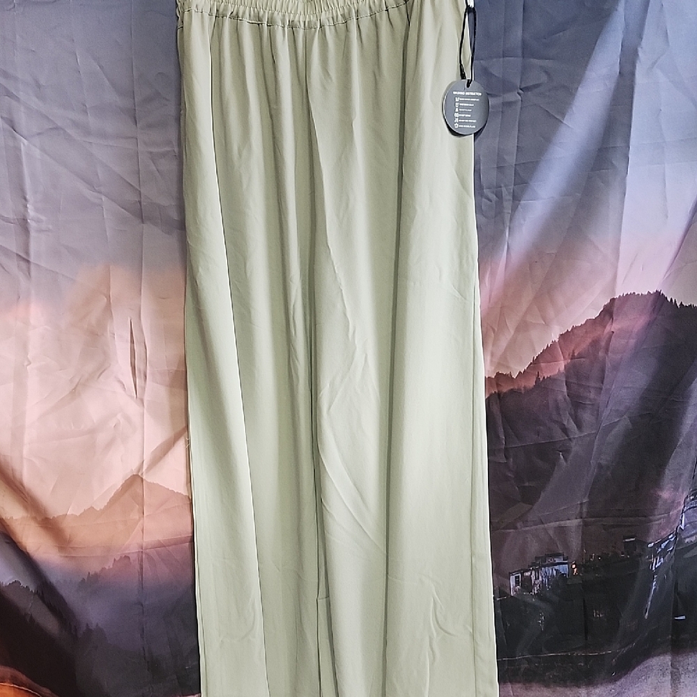 Nwt Chic Olive Wide Leg Pants